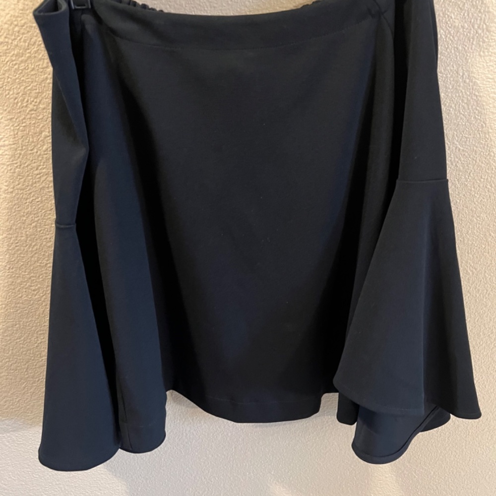 Top - Picture 3 of 5